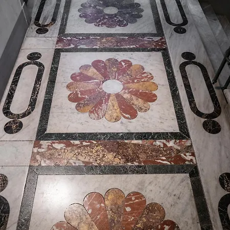 Luccoli's Nest * ジェノヴァ