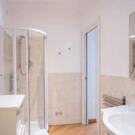 Luccoli's Nest * جنوة